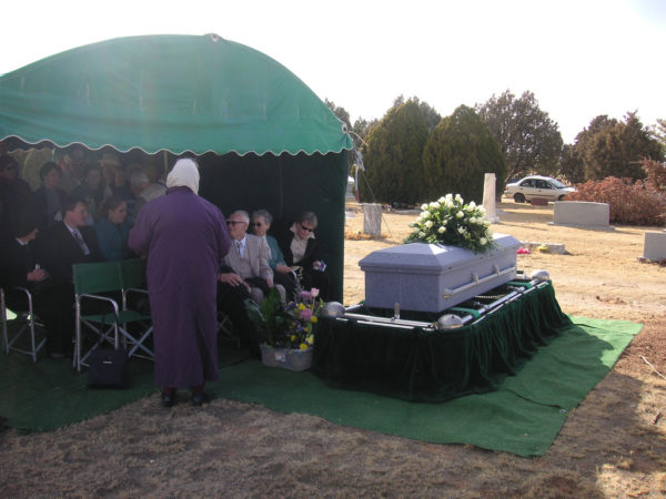 pre-paid-funerals-explained-funeral-costs-help